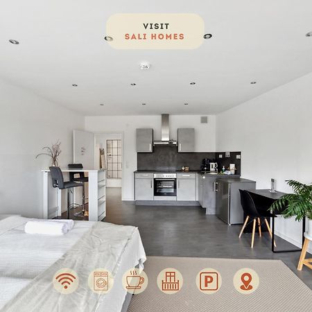 Sali Homes - Charming Studio Apartment In Heart Of Bayreuth With Balcony Exterior photo