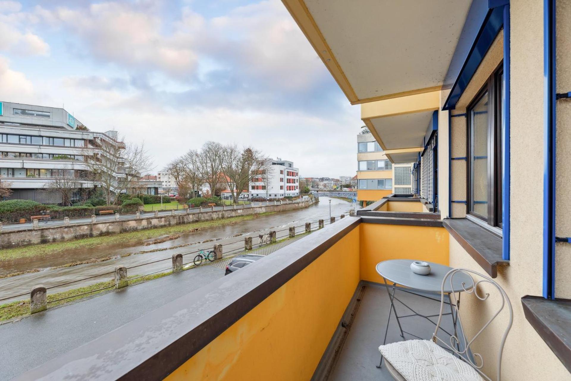Sali Homes - Charming Studio Apartment In Heart Of Bayreuth With Balcony Exterior photo