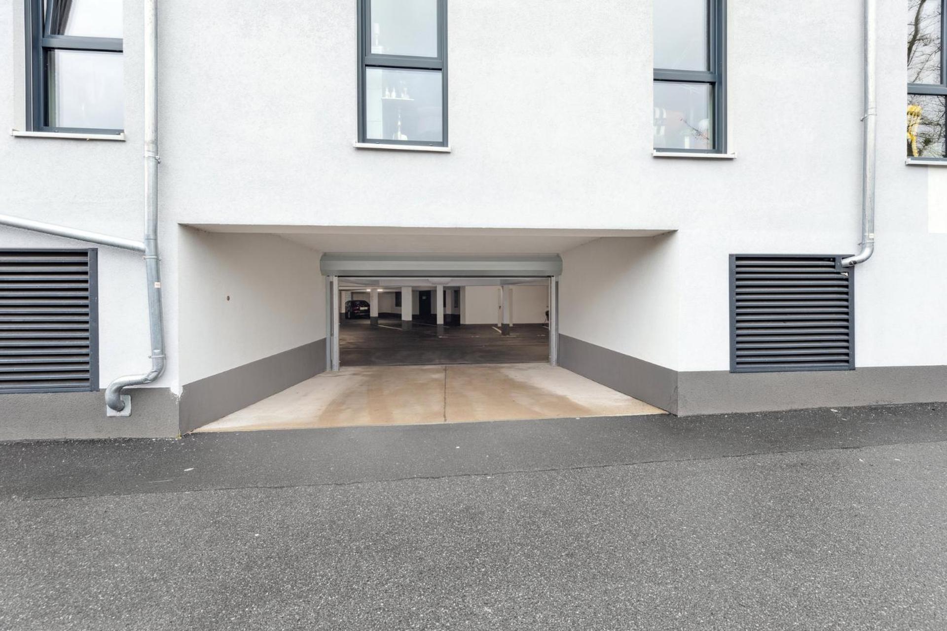 Sali Homes - Charming Studio Apartment In Heart Of Bayreuth With Balcony Exterior photo